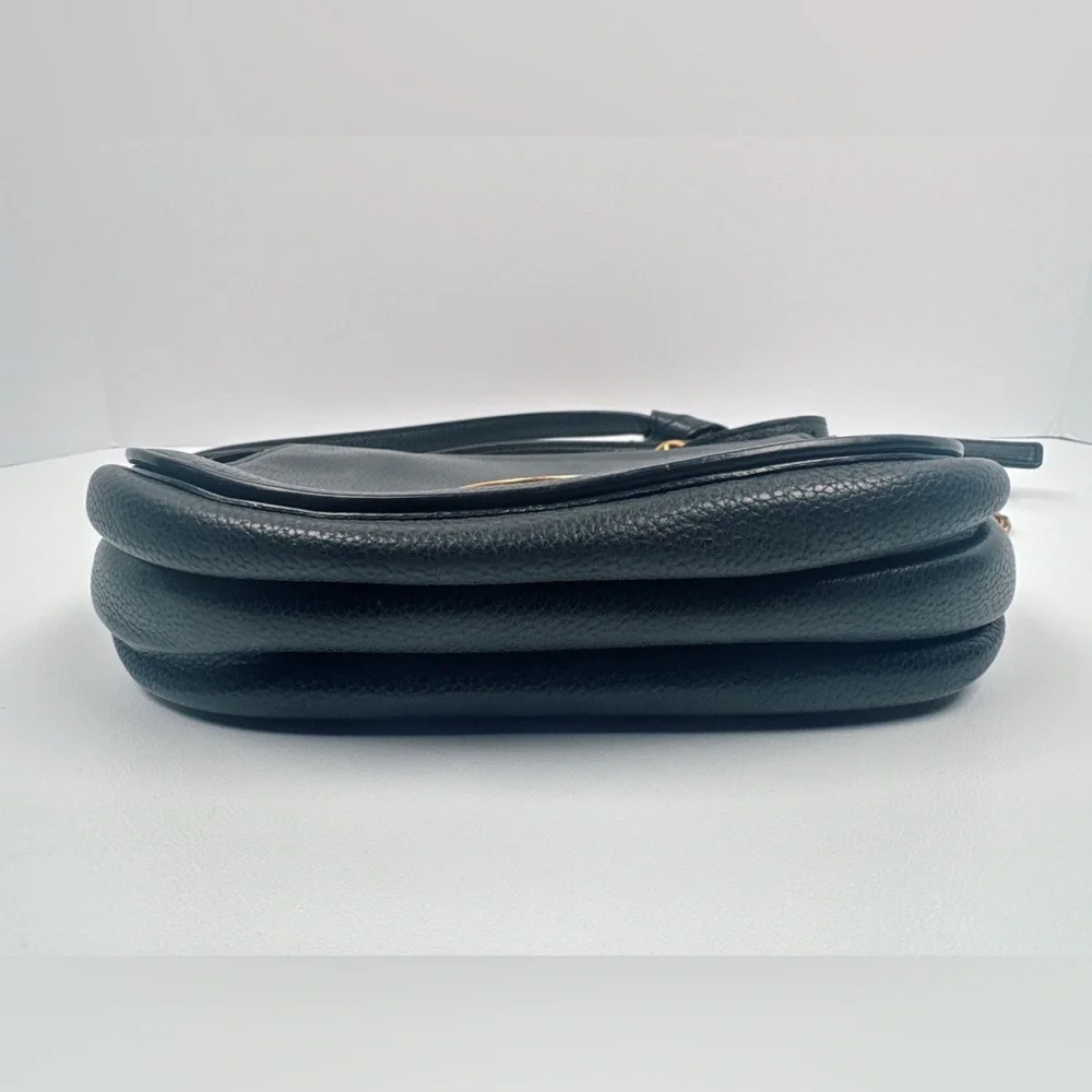 Tory Burch Everly Leather Flap Saddle Bag In Black